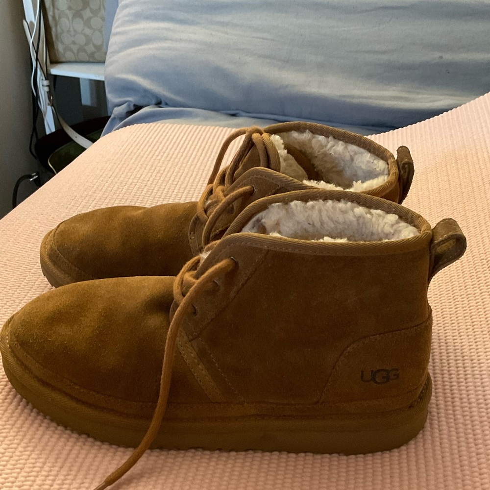 Neumel UGG (100% authentic)